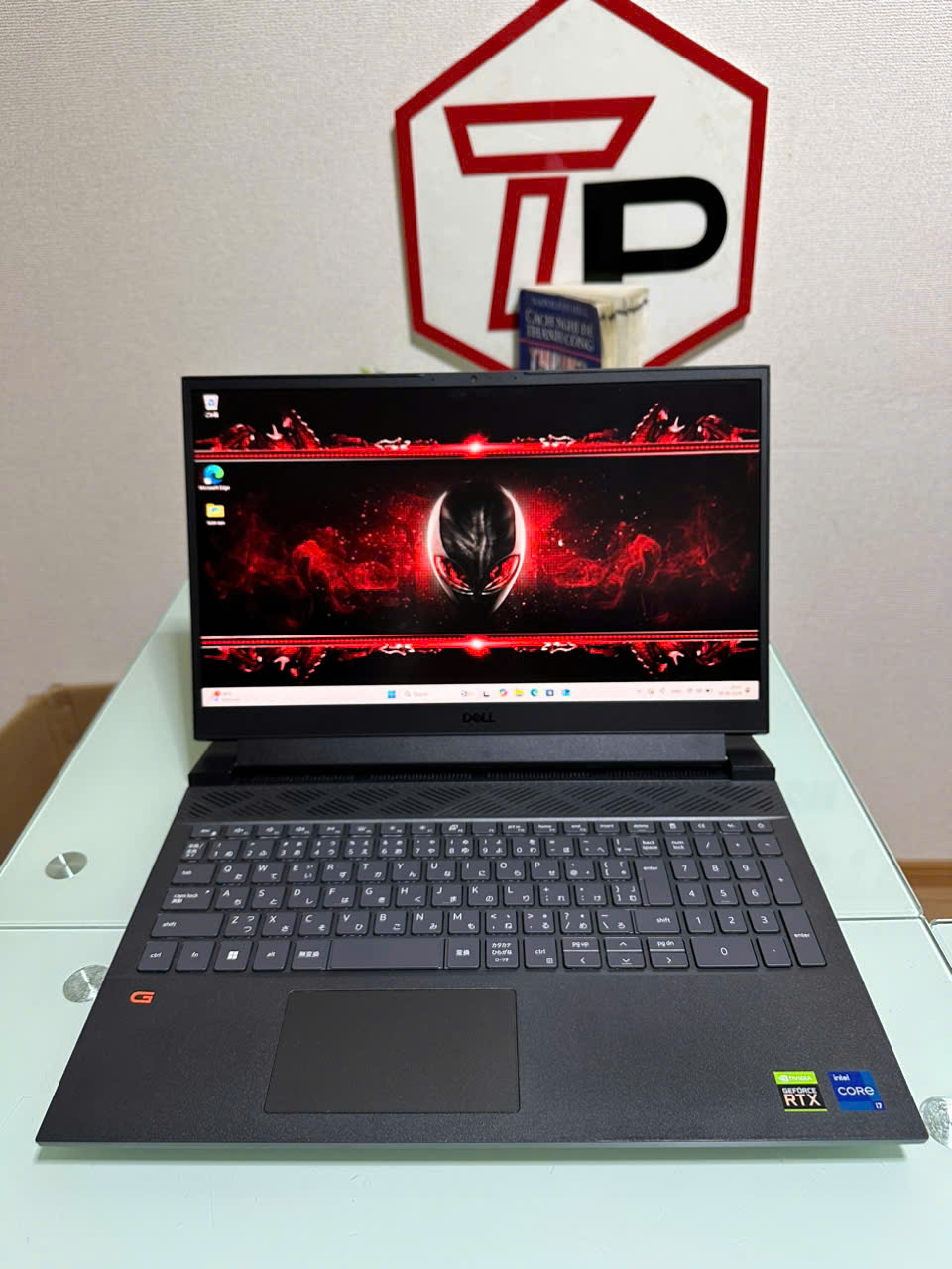 Dell G15 5511 / i7-11800H (up to 4.60Ghz | 8 nhân 16 luồng) / RAM 16GB / SSD 512GB / GeForce RTX 3060 / 15.6 inch FHD IPS 165Hz (1920x1080) 