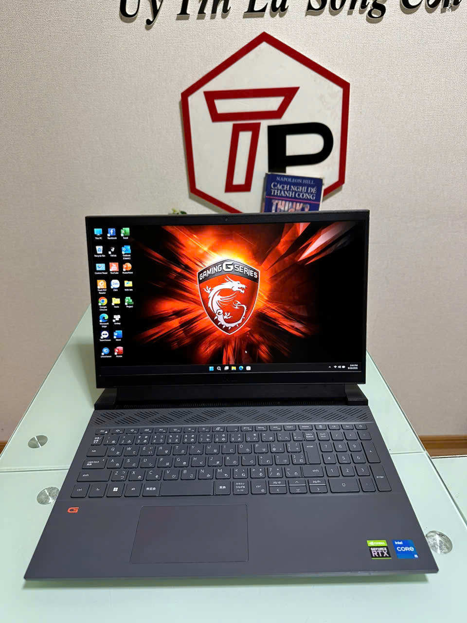 Dell G15 5520 / i5-12500H (up to 4.50Ghz | 12 nhân 16 luồng) / RAM 16GB / SSD 512GB / GeForce RTX 3050 / 15.6 inch FHD IPS 120Hz (1920x1080)