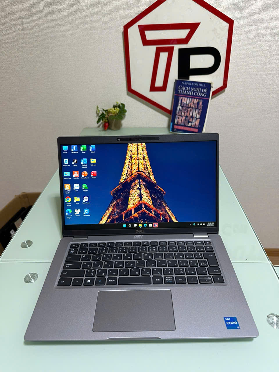 Dell Latitude 5430 / i5-1245U (up to 4.40Ghz | 10 nhân 12 luồng) / RAM 16GB / SSD 256GB / 14 inch FHD IPS (1920x1080)
