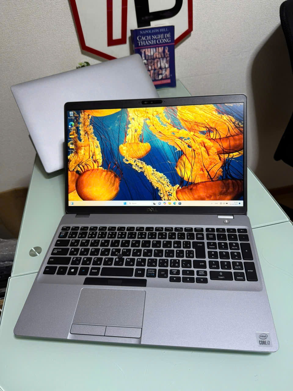 Dell Latitude 5511 / Core i7-10850H (up to 5.1Ghz | 6 nhân 12 luồng) / RAM 16GB / SSD 512GB / NVIDIA MX250 / 15.6 inch FHD IPS(1920x1080)