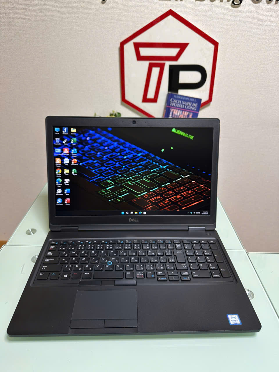 Dell Latitude 5590 / i7-8650U (up to 4.20Ghz | 4 nhân 8 luồng) / RAM 16GB / SSD 512GB /NVIDIA MX130/ 15.6 inch FHD IPS(1920x1080)