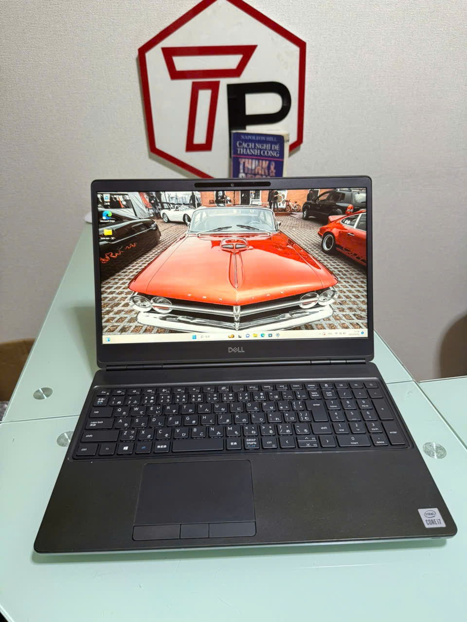 Dell Precision 7550 / Core i7-10750H (up to 5.0Ghz | 6 nhân 12 luồng) / RAM 16GB / SSD 512GB /Quadro T2000/ 15.6 inch FHD IPS(1920x1080)