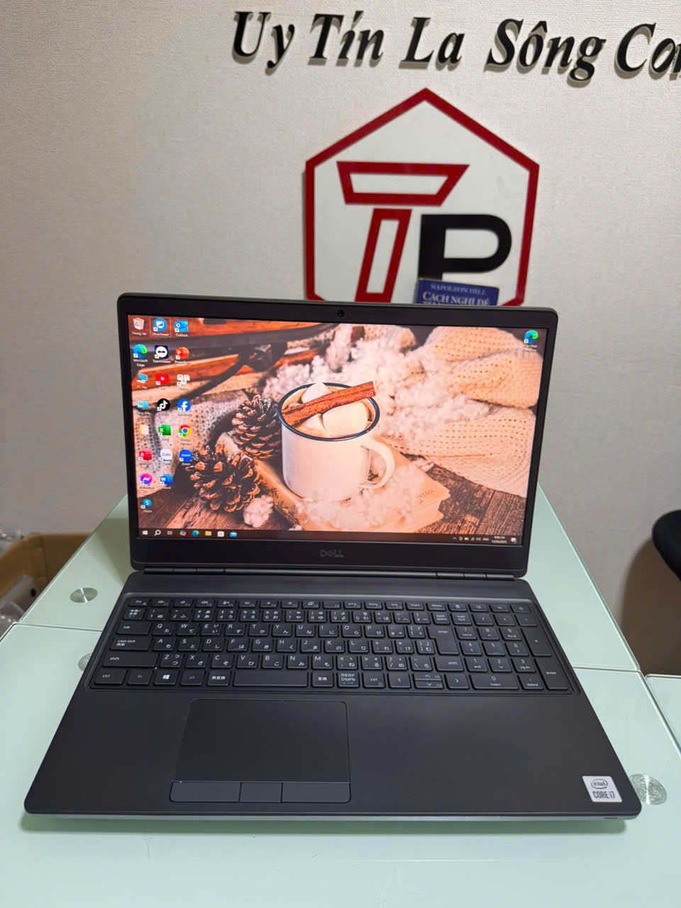 Dell Precision 7550 / i7-10750H (up to 5.0Ghz | 6 nhân 12 luồng) / RAM 32GB / SSD 512GB /Quadro RTX 3000/ 15.6 inch FHD IPS(1920x1080)