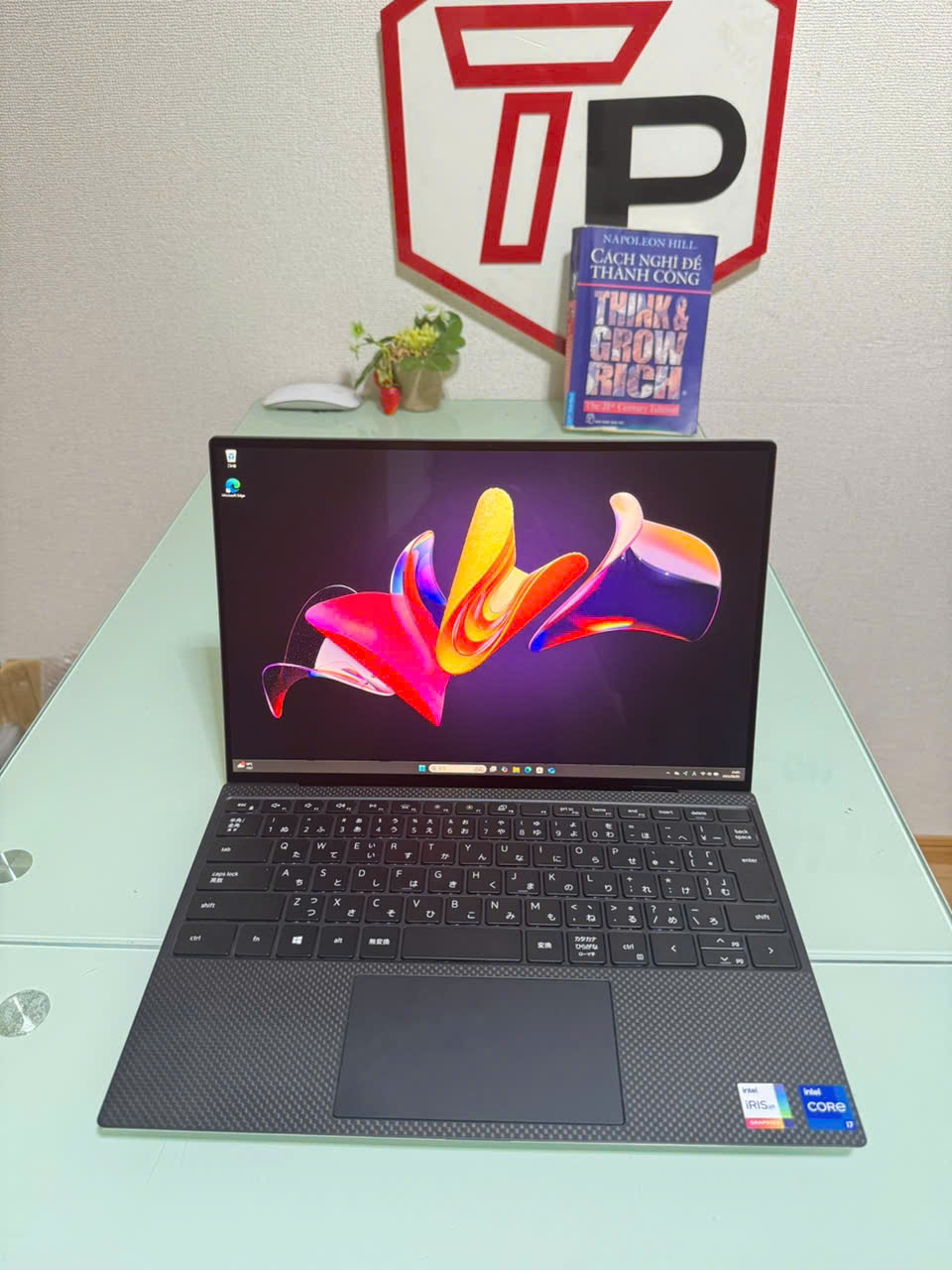 Dell XPS 13 9310 / i7-1185G7 (up to 4.80Ghz | 4 nhân 8 luồng) / RAM 32GB / SSD 1TB / 13.4 inch 4k IPS cảm ứng (3840x2400)