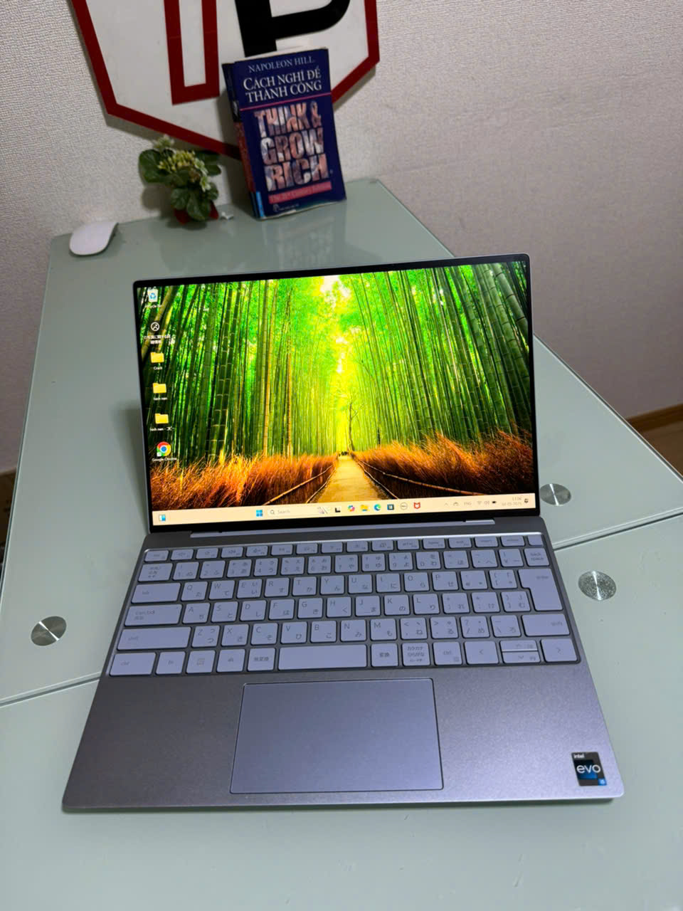 Dell XPS 9315 / Core i5-1230U (up to 4.40Ghz | 10 nhân 12 luồng) / RAM 8GB / SSD 256GB / 13.4 inch FHD IPS(1920x1200)