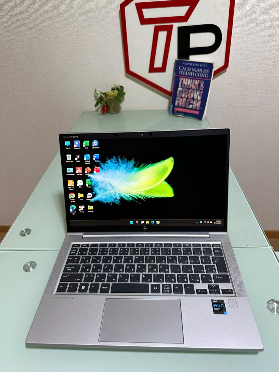 HP Elitebook 830G8 / i7-1165G7 (up to 4.7Ghz | 4 nhân 8 luồng) / RAM 16GB / SSD 512GB / 13.3 inch FHD IPS(1920x1080)