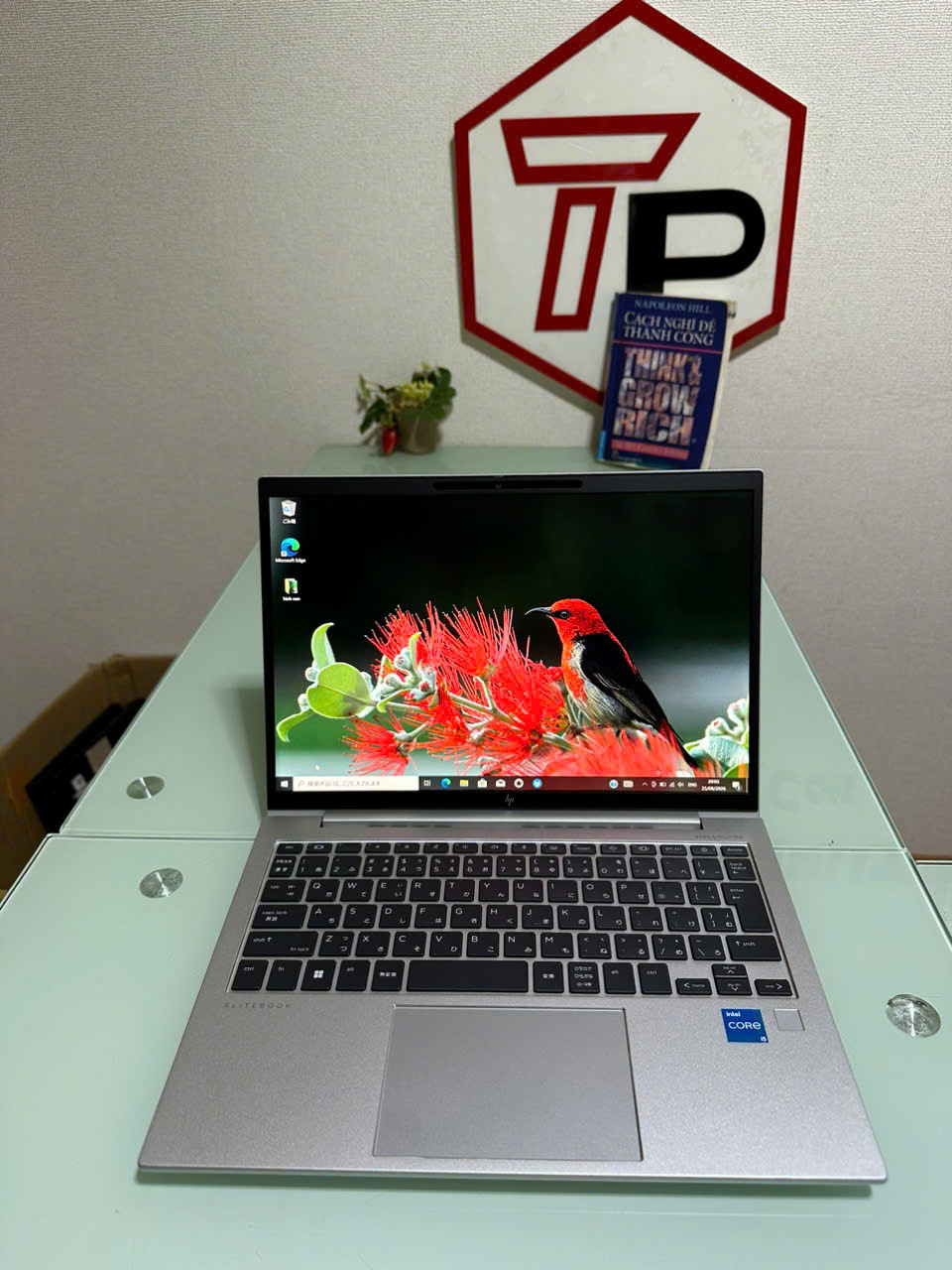HP EliteBook 830G9 / Core i5-1235U (up to 4.40Ghz | 10 nhân 12 luồng) / RAM 16GB/ SSD 256GB/ 13.3 inch FHD IPS (1920x1200)