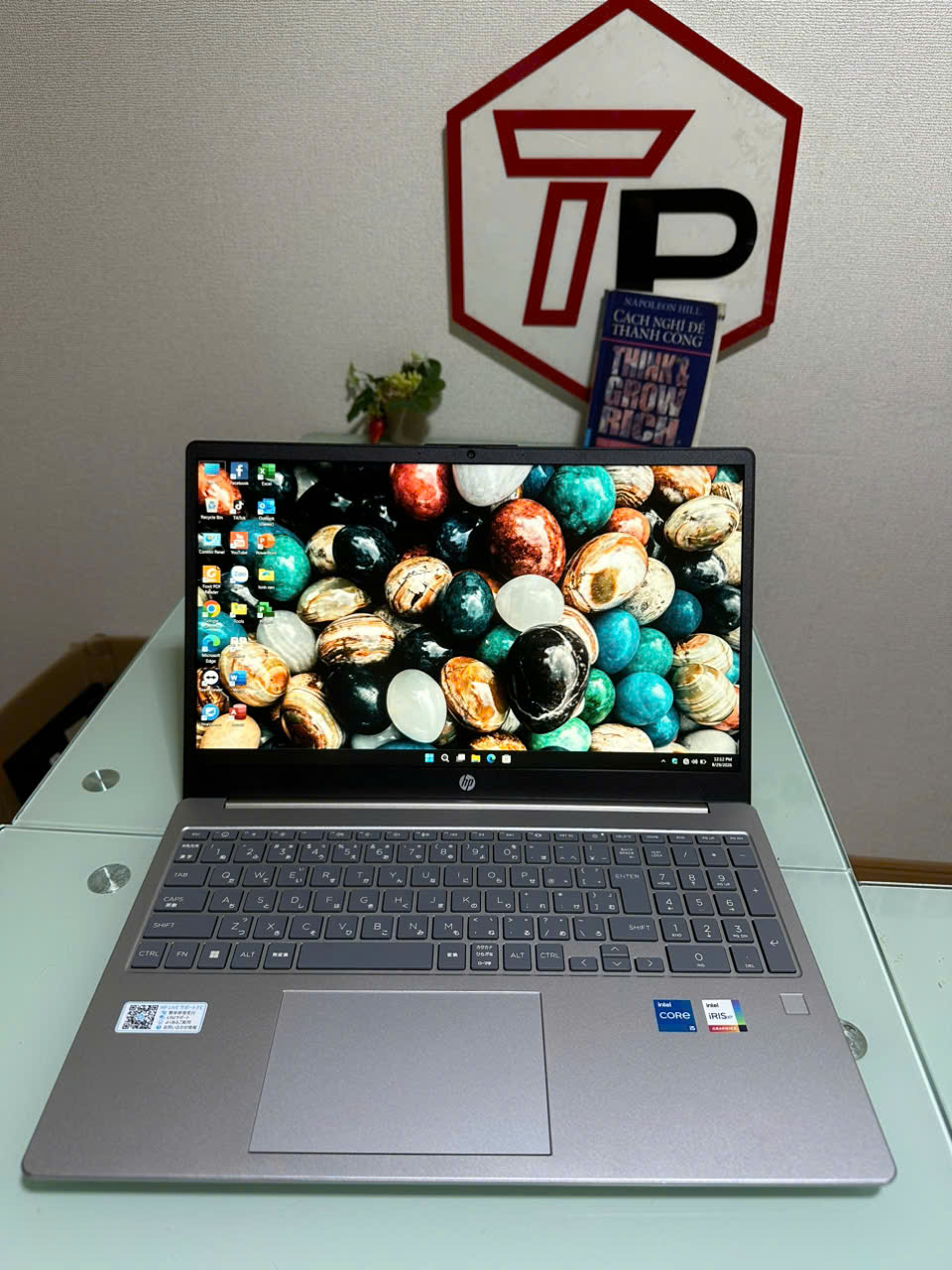 HP Laptop 15 (2023) / i5-1334U (up to 4.60Ghz | 10 nhân 12 luồng) / RAM 8GB / SSD 256GB / 15.6 inch FHD IPS(1920x1080)