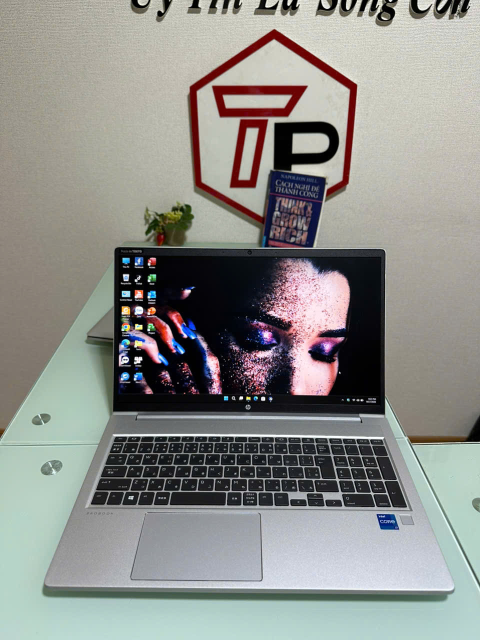 HP ProBook 450G8 / i7-1165G7 (up to 4.7Ghz | 4 nhân 8 luồng) / RAM 16GB/ SSD 256GB/ 15.6 inch FHD IPS (1920x1080)