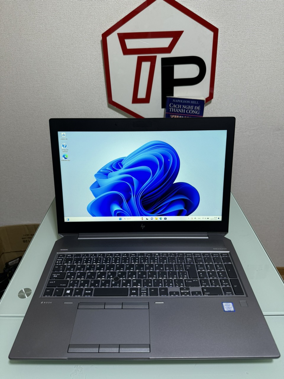 HP ZBook 15G6/ Core i7-9750H (up to 4.5Ghz | 6 nhân 12 luồng) / RAM 16GB / SSD 512 GB +HDD 1TB / Quadro T1000/ 15.6 inch FHD IPS (1920x1080)