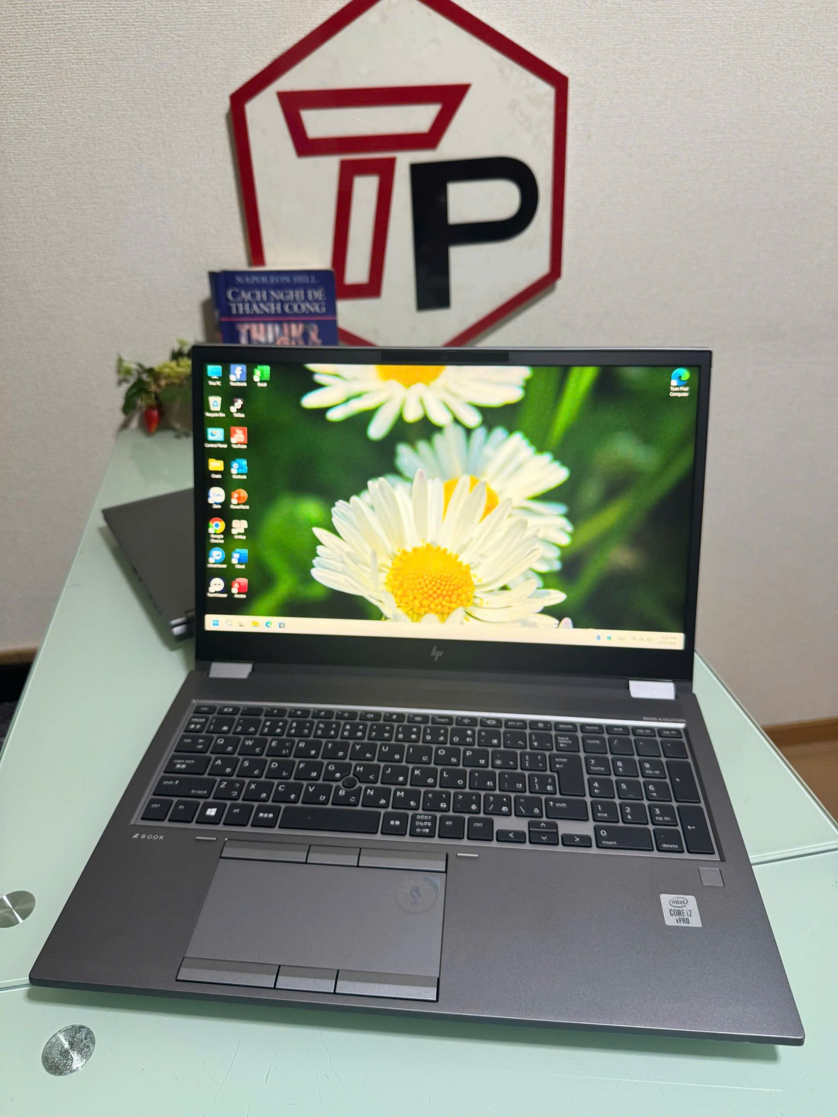 HP ZBook Fury 15G7 / i7-10850H (up to 5.1Ghz | 6 nhân 12 luồng) / RAM 32GB / SSD 512 GB / Quadro T2000 Max Q 4GB/ 15.6 inch FHD IPS (1920x1080)