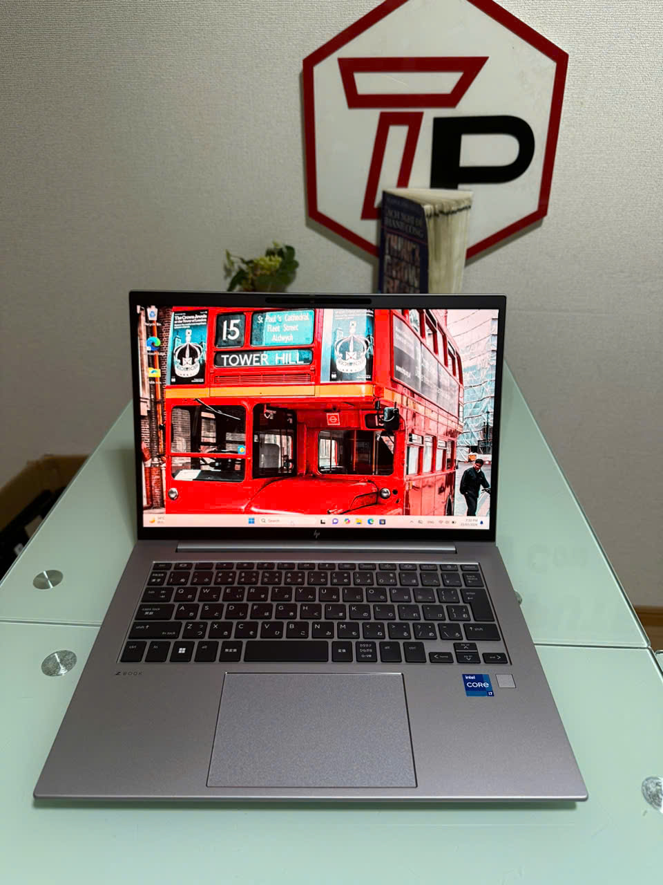 HP ZBook Firefly 14 G9/ i7-1255U (up to 4.70Ghz | 10 nhân 12 luồng) / RAM 16GB / SSD 512GB / NVIDIA T550 4GB/ 14 inch FHD IPS (1920x1080)
