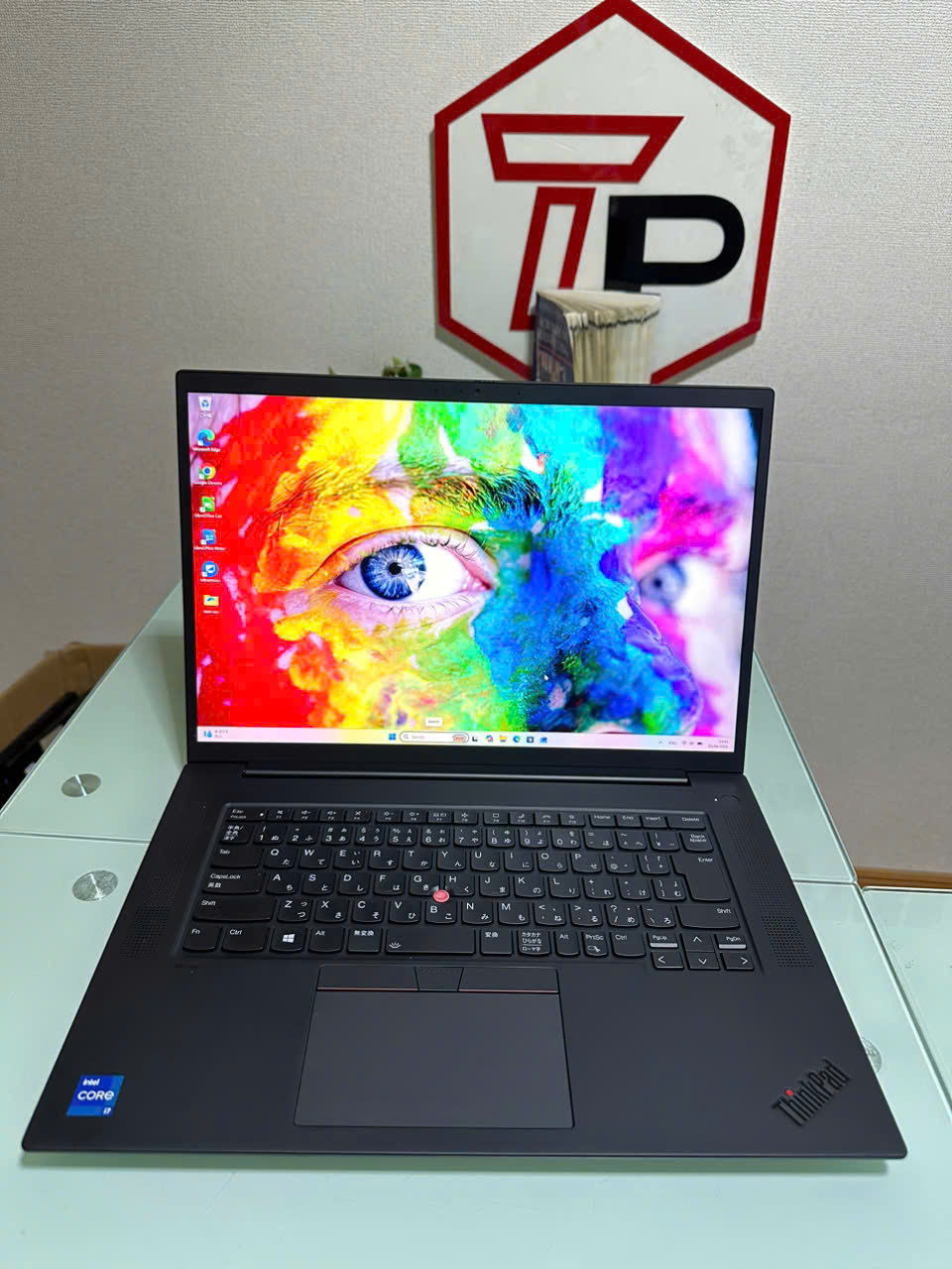 Lenovo Thinkpad P1 gen 4 /  i7-11800H (up to 4.60Ghz | 8 nhân 16 luồng) / RAM 32GB / SSD 256GB /NVIDIA T1200 4GB/ 16 inch 2k IPS(2560x1600)