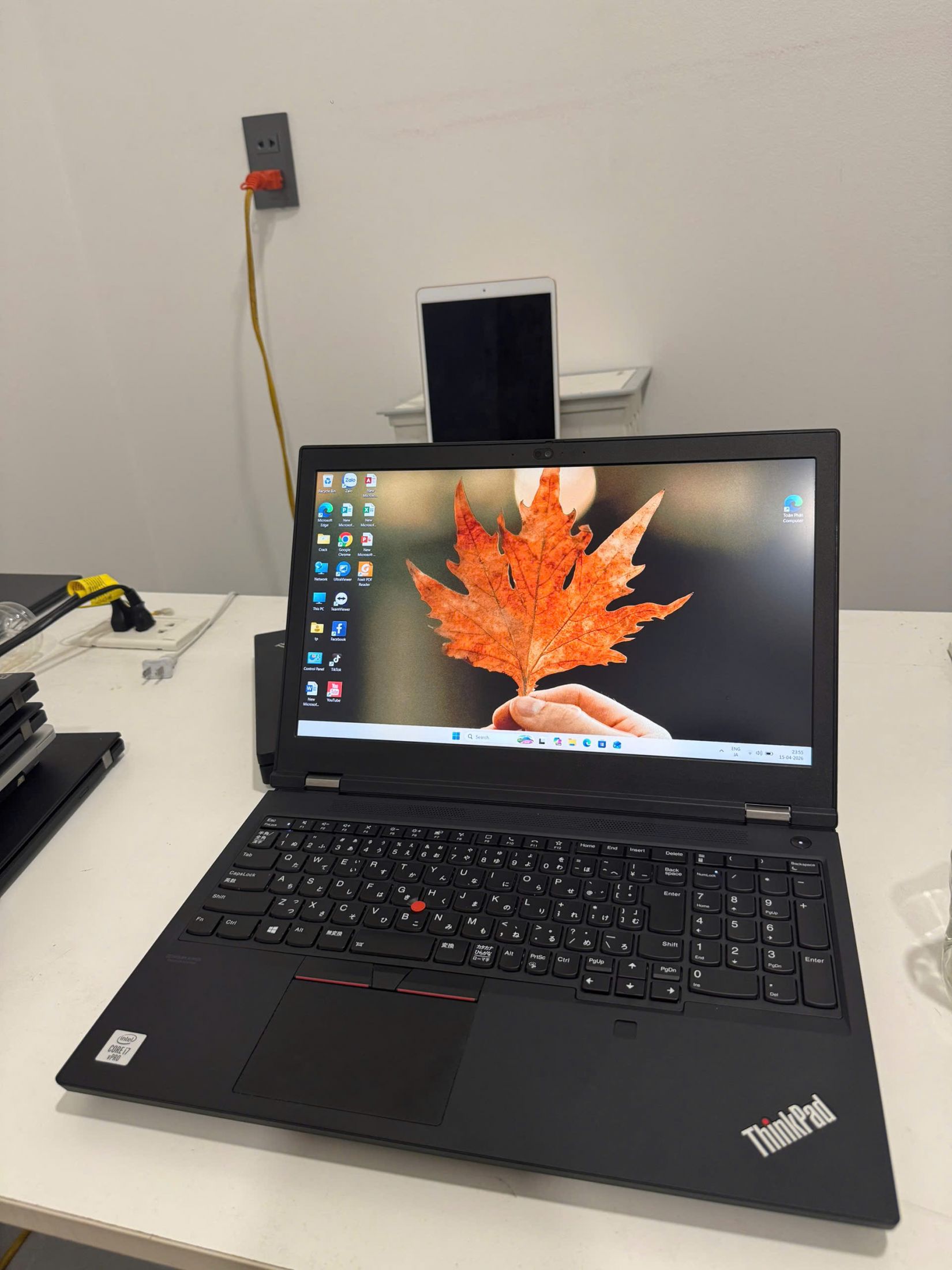 Lenovo Thinkpad P15 Gen 1 /  i7-10850H (up to 5.1Ghz | 6 nhân 12 luồng) / RAM 32GB / SSD 1TB / Quadro RTX 3000 6GB / 15.6 inch FHD IPS(1920x1080)