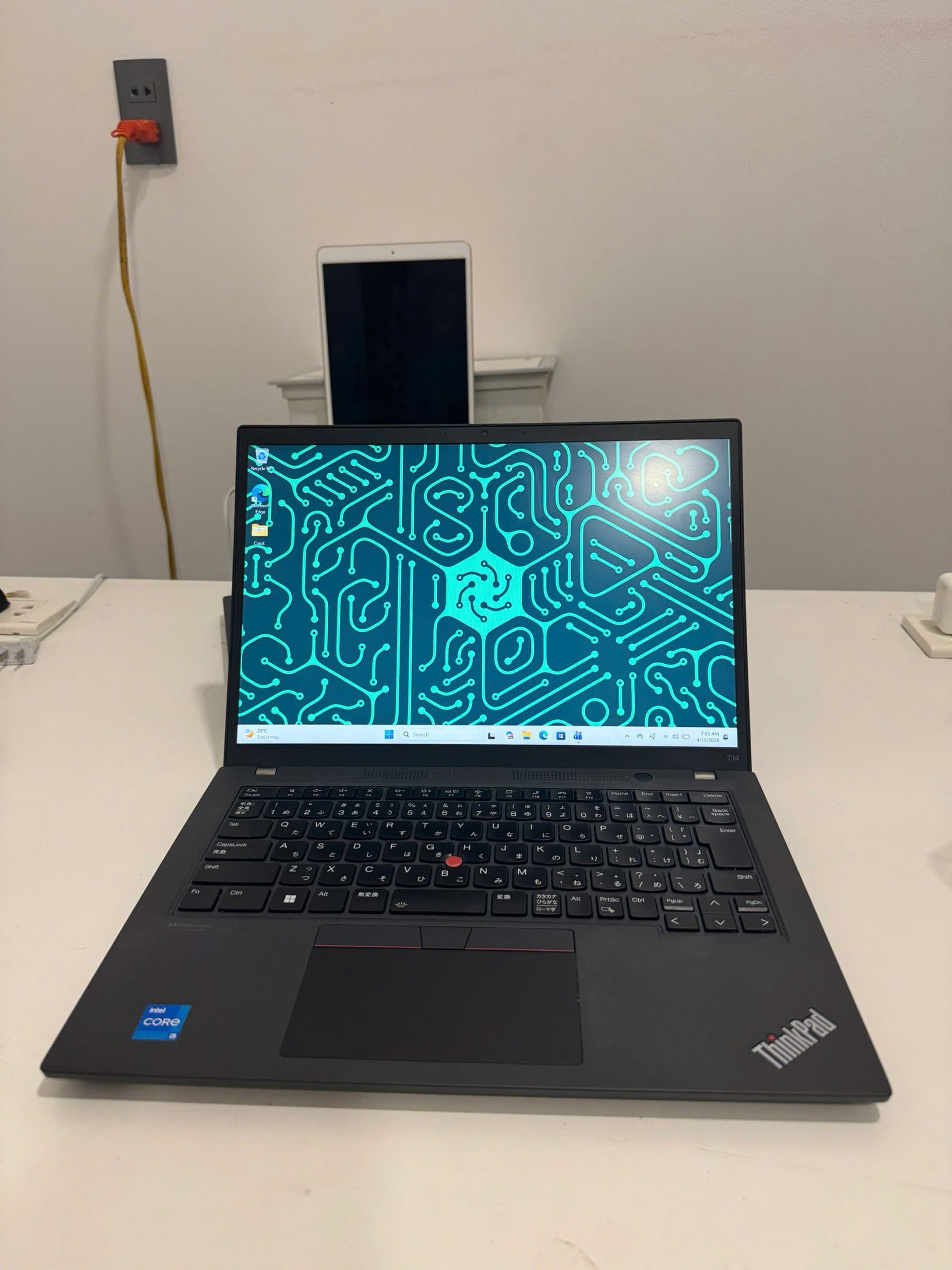 Lenovo Thinkpad T14 Gen 3/ i5-1235U (up to 4.40Ghz | 10 nhân 12 luồng)/ RAM 16GB/ SSD 256GB/ 14 inch FHD+ IPS (1920x1200)