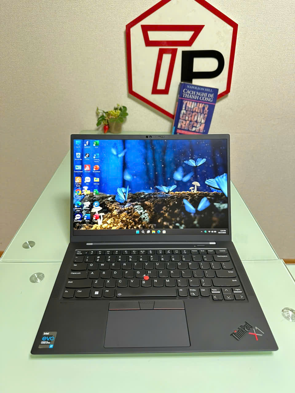 Lenovo Thinkpad X1 Carbon Gen 9 (Phím US) / i7-1185G7 (up to 4.80Ghz | 4 nhân 8 luồng) / RAM 16GB / SSD 512GB / 14 inch FHD+ IPS (1920x1200)