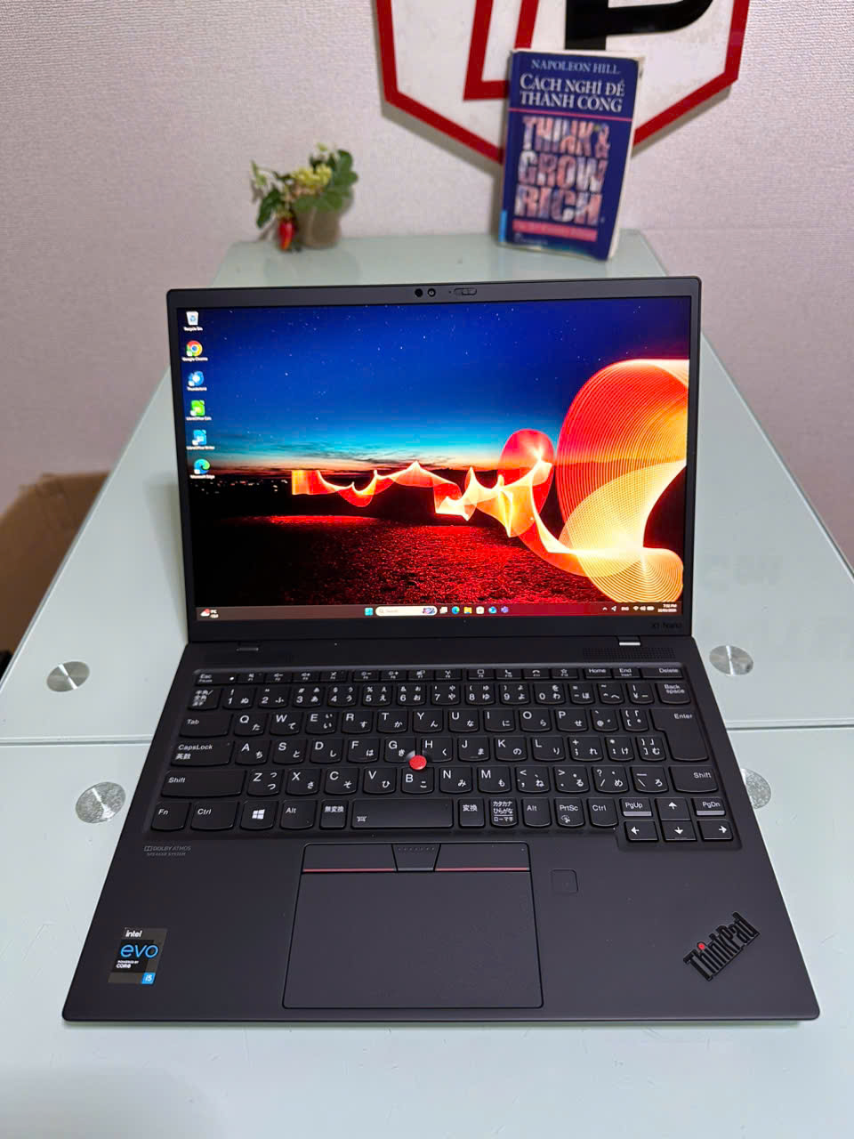 Lenovo Thinkpad X1 Nano Gen 1  / i5-1130G7 (up to 4.0Ghz | 4 nhân 8 luồng) / RAM 8GB / SSD 256GB / 13 inch 2k IPS (2160x1350)