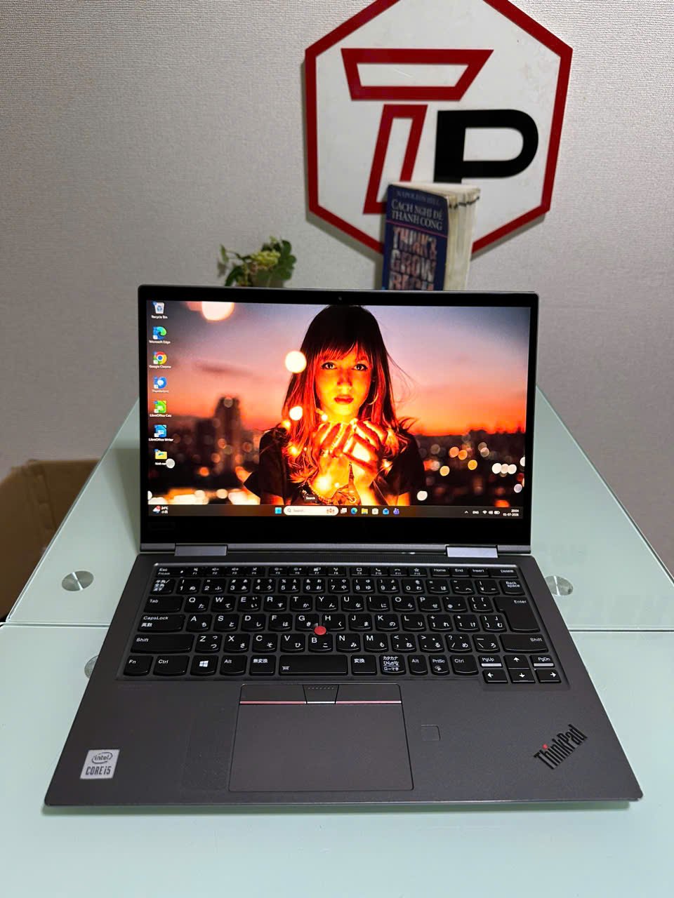 Lenovo X1 Yoga gen 5 / i5-10210U (up to 4.20Ghz | 4 nhân 8 luồng) / RAM 8GB / SSD 512GB / 14 inch FHD IPS cảm ứng gập 360 độ (1920x1080)