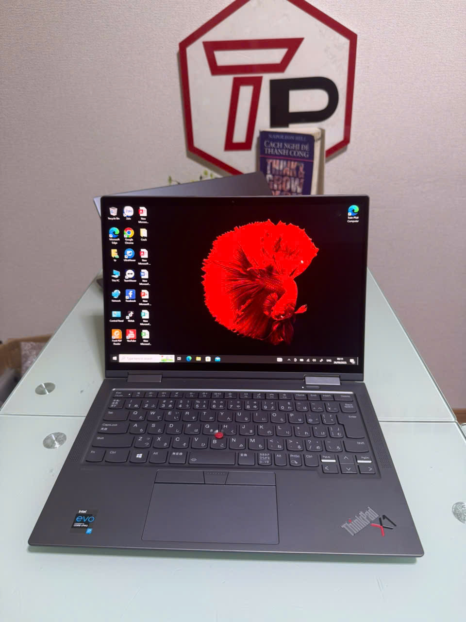 Lenovo X1 Yoga Gen 6 / i7-1185G7 (up to 4.8Ghz | 4 nhân 8 luồng) / RAM 16GB / SSD 512GB / 14 inch FHD+ IPS cảm ứng gập 360 độ (1920x1200)