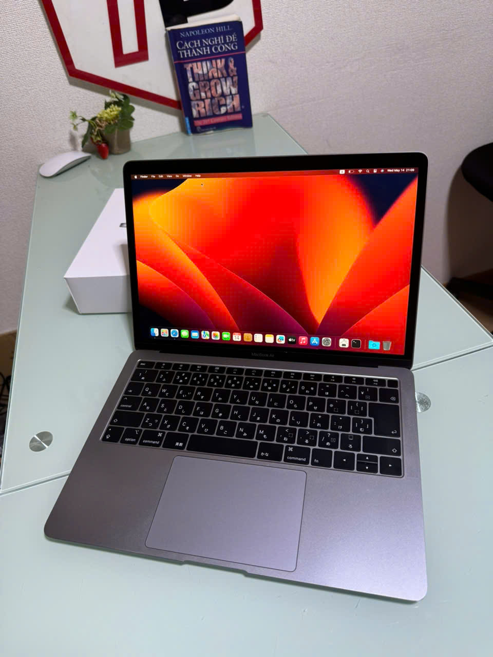 Macbook Air 2019 Grey FullBox / Core i5 / RAM 16GB / SSD 512GB / 13.3 inch 2k (2560x1600)