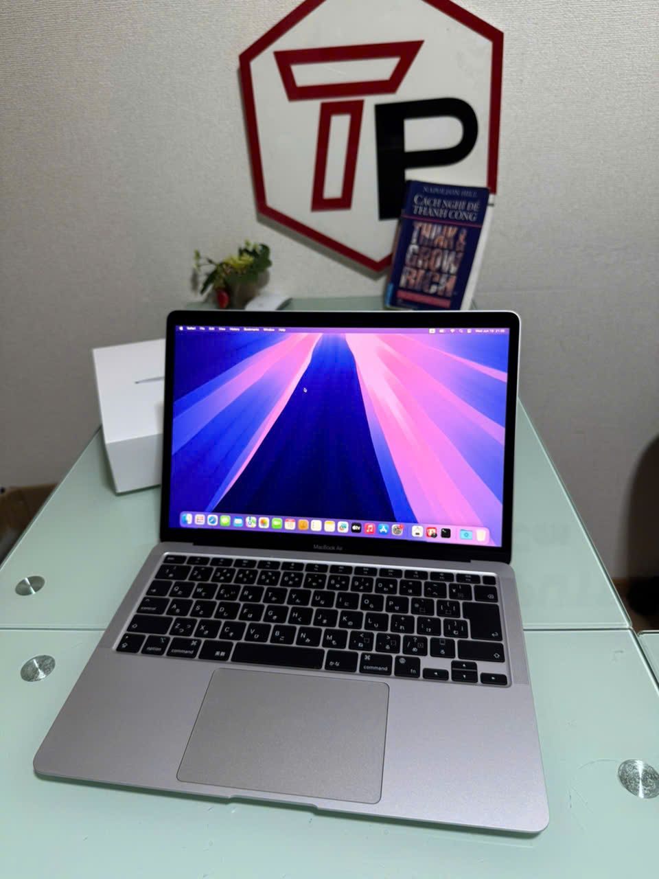 Macbook Air 2020 Silver Fullbox / Apple M1 / RAM 8GB / SSD 256GB / 13.3 inch 2k (2560x1600)