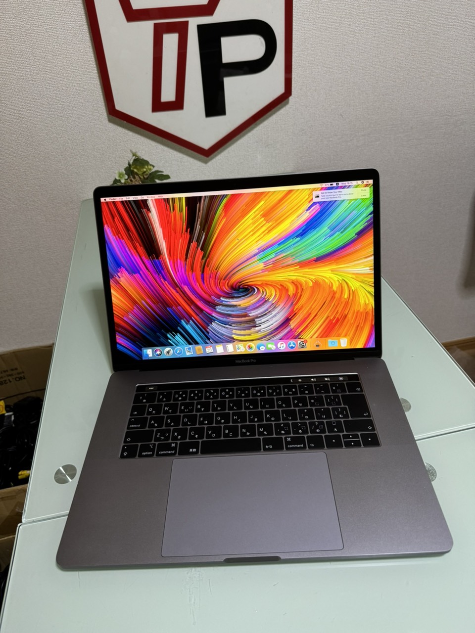 Macbook Pro 2018 Grey / Core i7 / RAM 16GB / SSD 512GB /AMD Radeon Pro 560X /15.4 inch 2k (2880x1800)