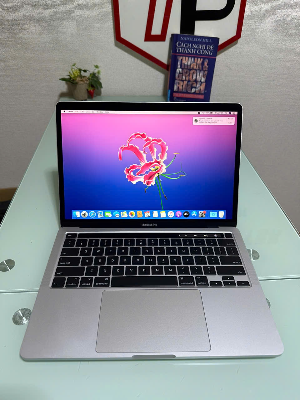 Macbook Pro 2020 Silver (Phím US) / Core i7 / RAM 16GB / SSD 512GB / 13.3 inch 2k (2560x1600)