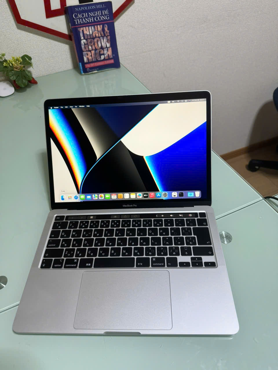 Macbook Pro 2020 Silver / Core i5 / RAM 16GB / SSD 512GB / 13.3 inch 2k (2560x1600)