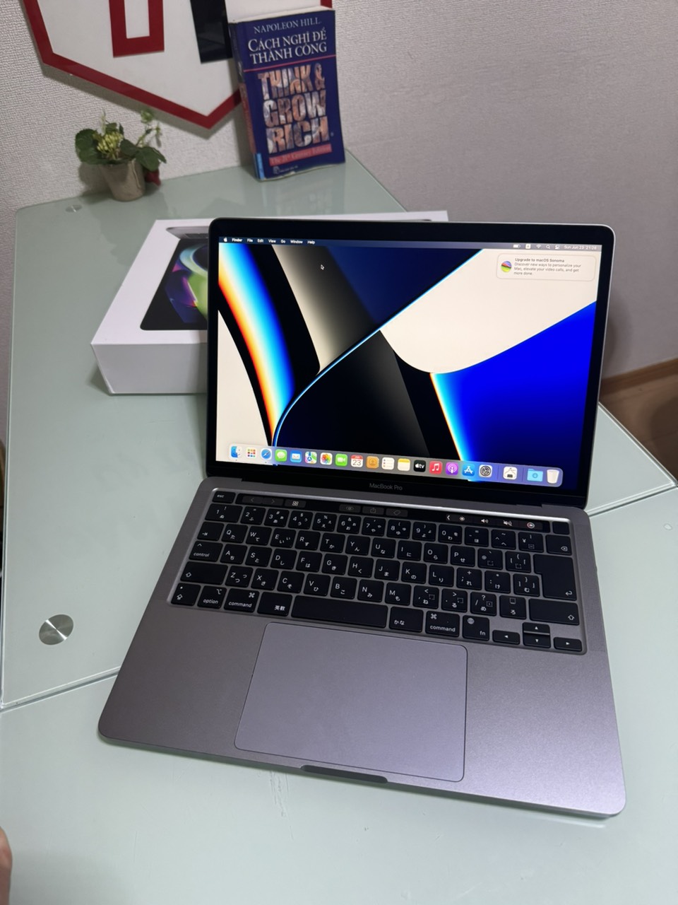 Macbook Pro 2020 Grey FullBox / Apple M1 / RAM 8GB / SSD 256GB / 13.3 inch 2k (2560x1600)
