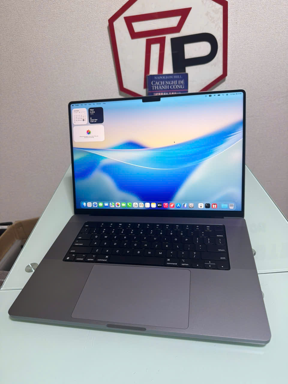 Macbook Pro 2021 Grey (Phím US) / Apple M1 Pro / RAM 32GB / SSD 512GB / 16.2 inch 3k (3456x2234)