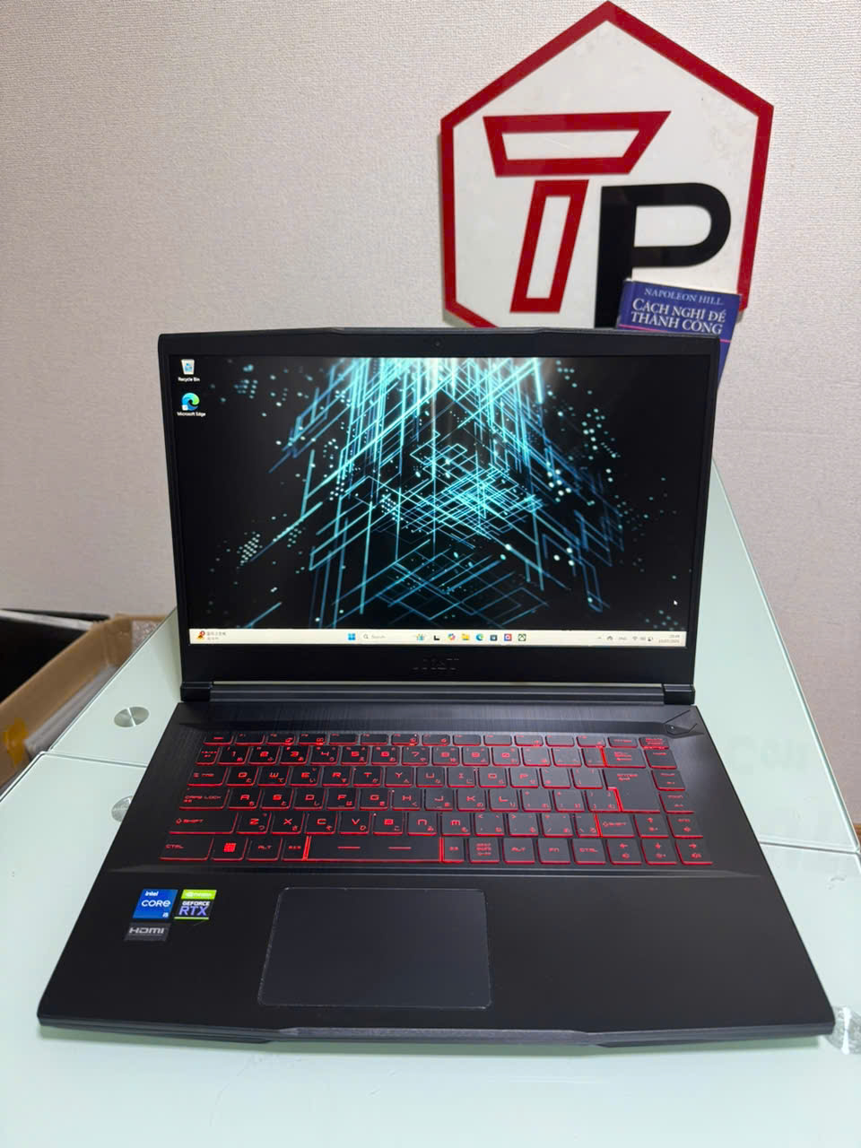MSI GF63 Thin 11UC / Core i5-11400H (up to 4.50Ghz | 6 nhân 12 luồng) / RAM 16GB / SSD 512GB / GeForce RTX 3050 / 15.6 inch FHD IPS (1920x1080) 144Hz  