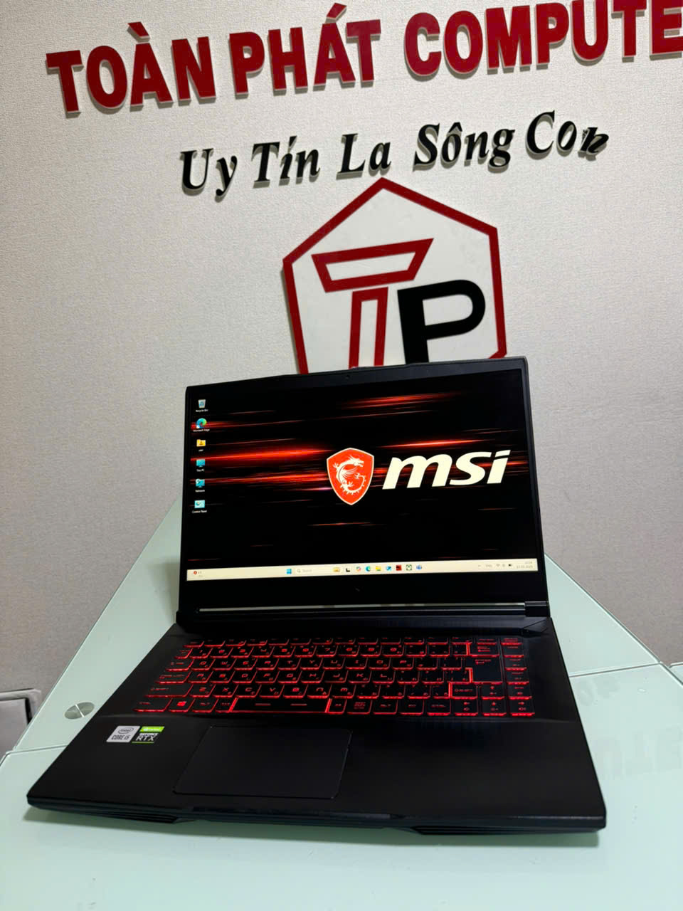 MSI GF65 Thin 10UE/ Core i5-10500H (up to 4.5Ghz | 6 nhân 12 luồng) / RAM 8GB / SSD 512GB/ RTX 3060 /15.6 inch FullHD IPS 144Hz (1920x1080)