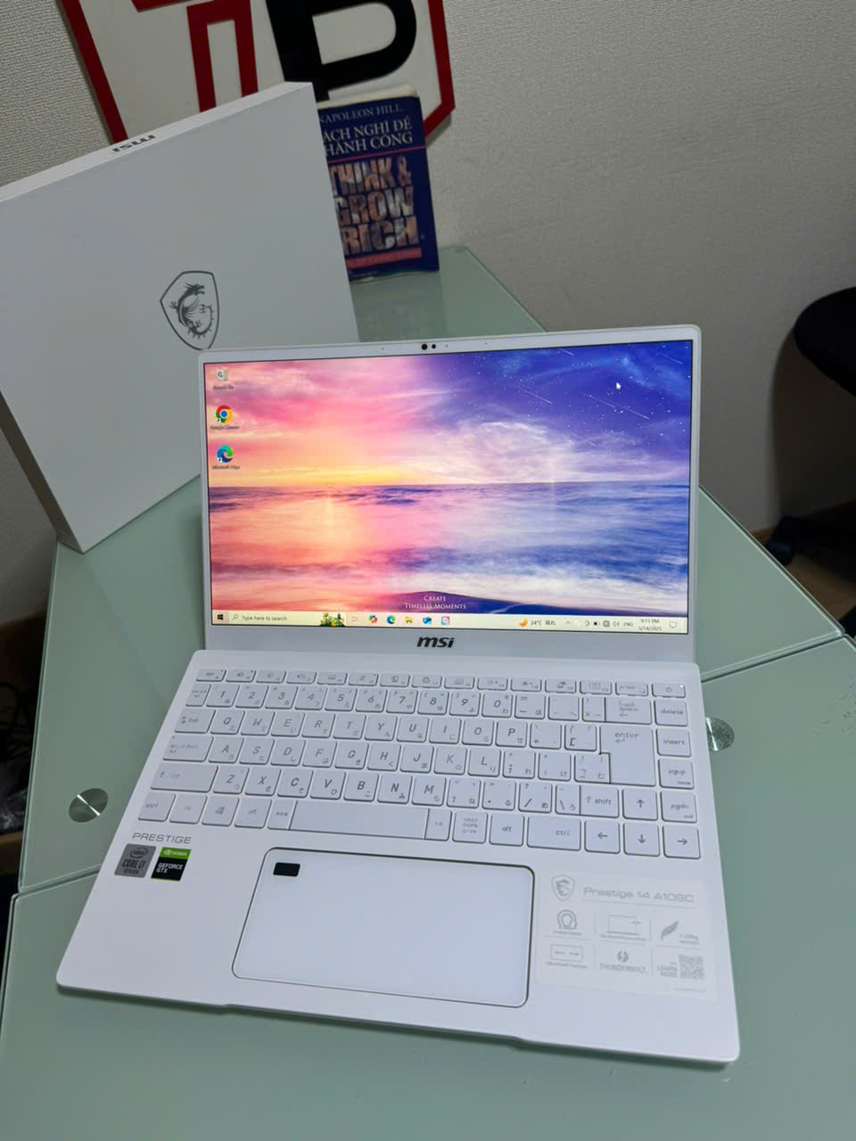 MSI Prestige 14 A10SC / i7-10710U (up to 4.70Ghz | 6 nhân 12 luồng) / RAM 16GB / SSD 512GB / GTX 1650 Max Q / 14 inch FHD IPS (1920x1080)