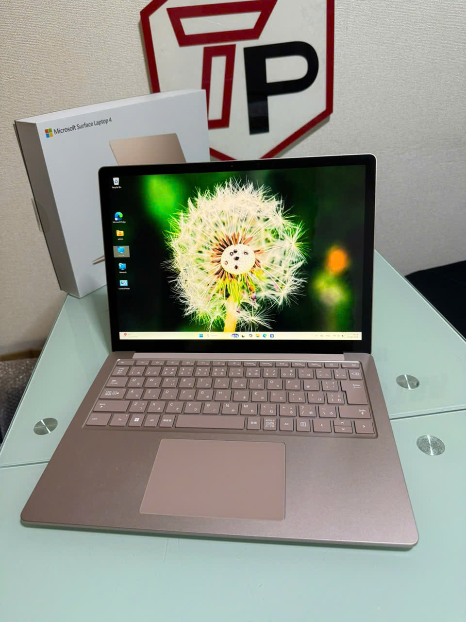 Surface Laptop 4 /AMD Ryzen 5 (2021) (6 nhân 12 luồng) / RAM 16GB / SSD 256GB / 13.5 inch 2k IPS (2256x1504) cảm ứng