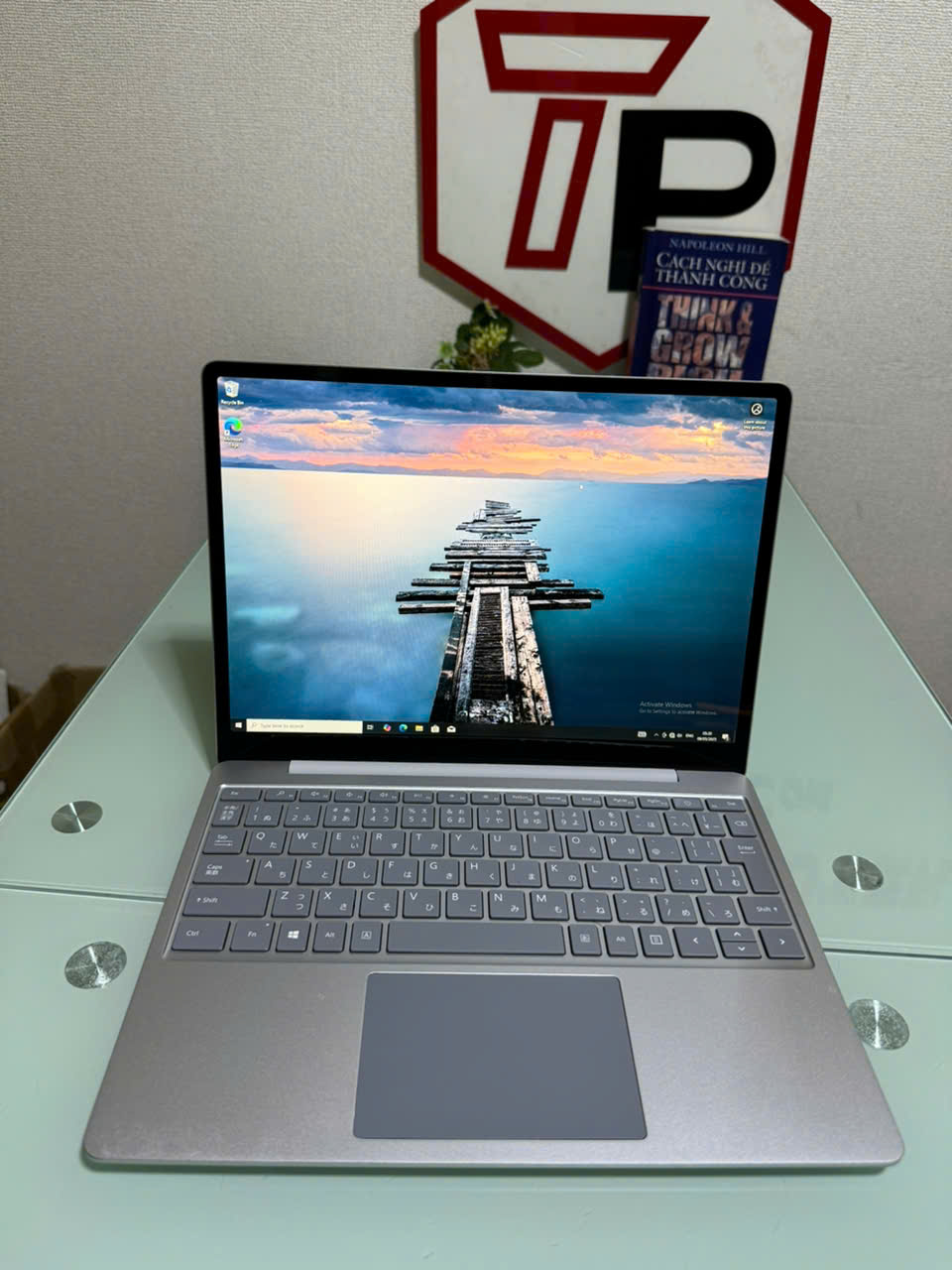 Surface Laptop Go / i5-1035G1 (up to 3.60Ghz | 4 nhân 8 luồng) / RAM 8GB / SSD 128GB /12.3 inch FHD IPS (1536x1024) cảm ứng