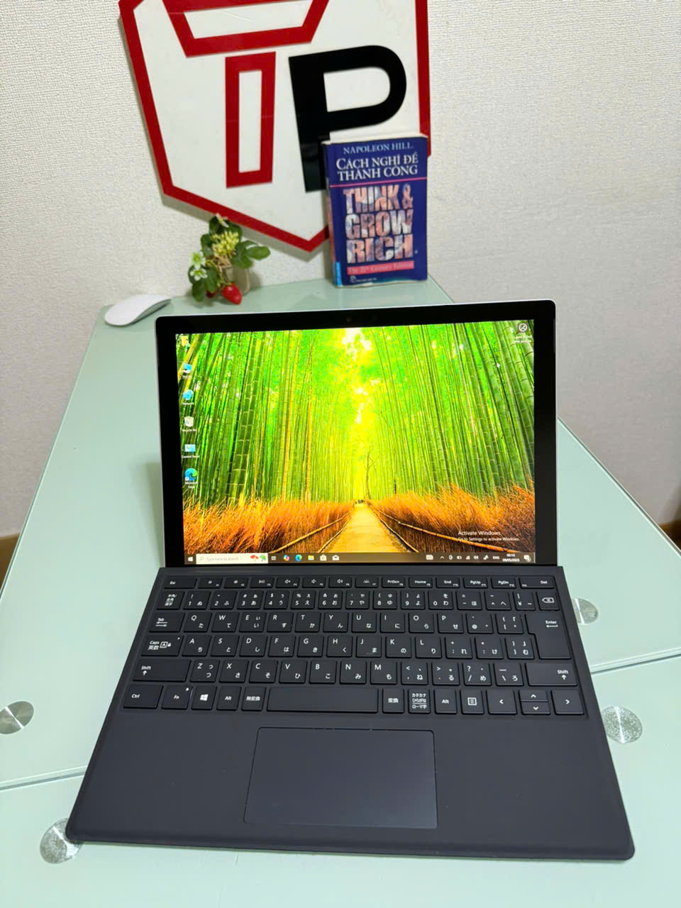 Surface Pro 7+ (cắm được sim) / i5-1135G7 (up to 4.2Ghz | 4 nhân 8 luồng) / RAM 8GB / SSD 128GB / 12.3 inch 2k+ IPS cảm ứng (2736x1824)