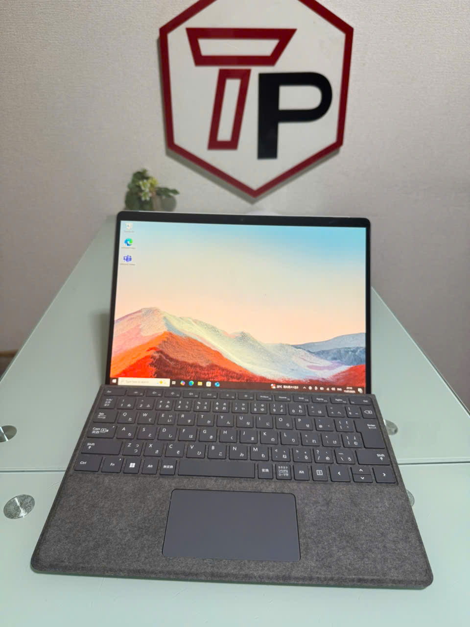 Surface Pro 8 (kèm phím) / i5-1145G7 (up to 4.40Ghz | 4 nhân 8 luồng) / RAM 8GB / SSD 256GB / 13 inch 2k+ IPS cảm ứng (2880 x 1920)